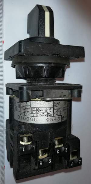 D1009U-9543 přepínač 0-1-2  .. cena na dotaz / price on request