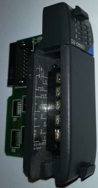 D2-08ND3 - 8-pt. DC Input module for DL205 PLC  .. cena na dotaz / price on request