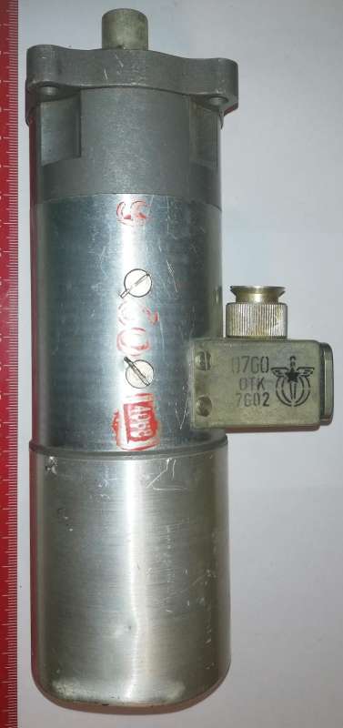 D5PQ2 MEZ 140W 1min 10000/min 24Vdc 10A.. cena na dotaz / price on request