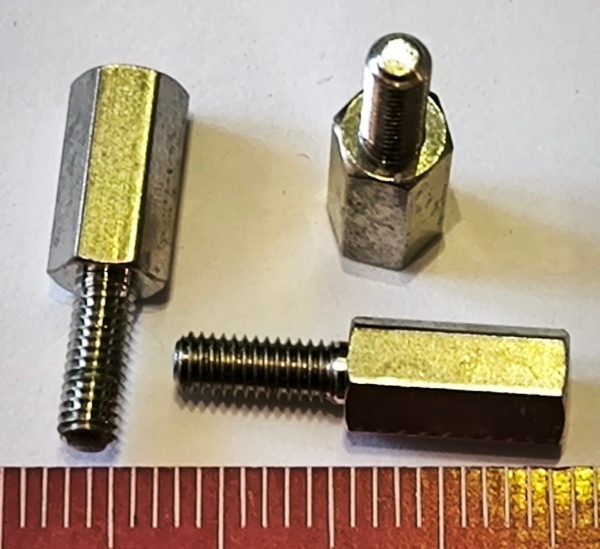 DA5M3X10 - Distanční sloupek, výška 10mm, M3, dle foto ..  balení  50ks za 120Kč