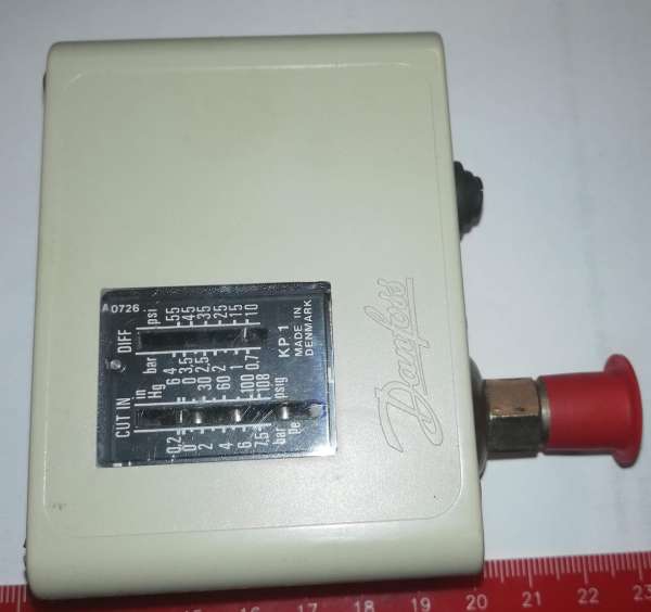DANFOSS KP1 presostat
