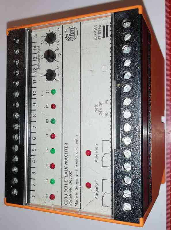 DC0002 - 230Vac - Evaluation unit for skew monitoring - IFM .. použitý / used   .. cena na dotaz / price on request