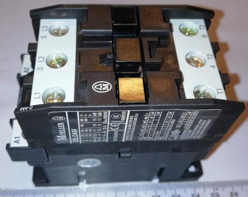 DIL0AM - 24V 50Hz contractor ..  cena na dotaz / price on request