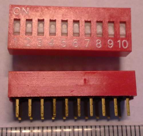 DIP Switvh DS-10 G3SN-7, 10-ti násobný  .. balení 19 ks za 30 Kč