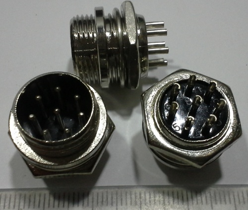 konektor DWA801-8P  .. balení 4ks za 100Kč