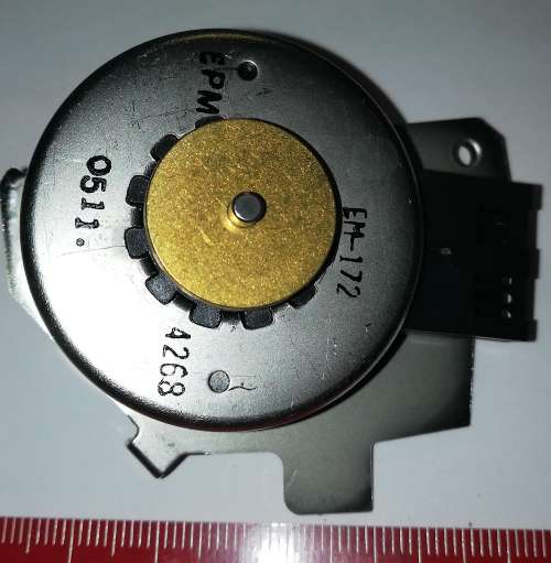 krokový motorek EM-172 EPM-4268  .. cena na dotaz / price on request