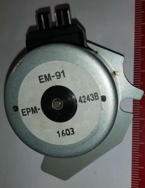 krokový motorek EM-91 EPM-4243B  .. cena na dotaz / price on request