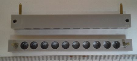 plast konektoru TGL .. balení 67ks za 150Kč