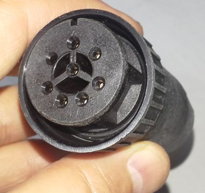 konektor CM6 EA20-75