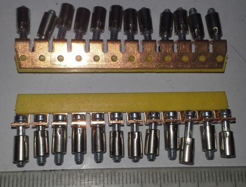 není skladem - šroubková lišta 12 šroubků  .. balení 5 lišt za 40Kč