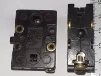 M493 - mikrospínač u493, starší typ, 3 šroubky, řazení 1/1A