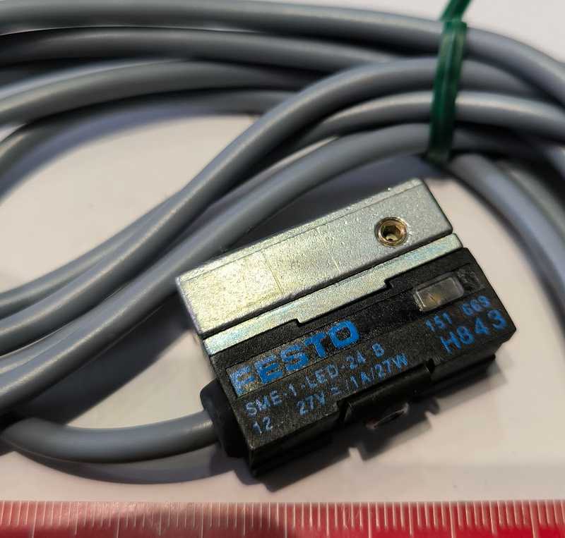 FESTO-151669 SME-1-LED-24-B čidlo, nové