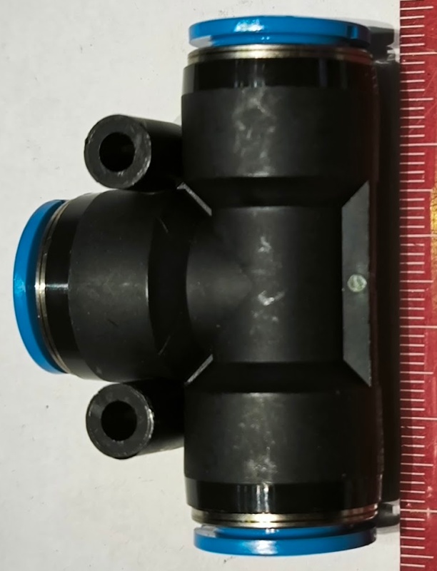 FESTO-153132 - QST-12   Spojka T s nástrčnými koncovkami