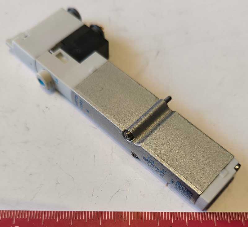 FESTO magnetický ventil 533342 VMPA1-M1H-M-PI