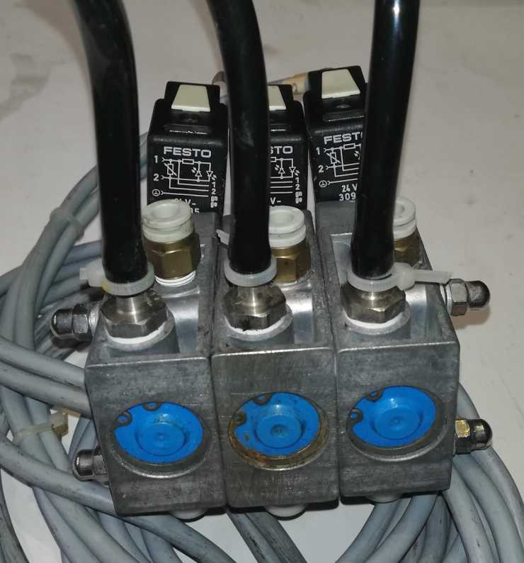 FESTO(24) sestava z demontáže  dle foto, na náhradní díly