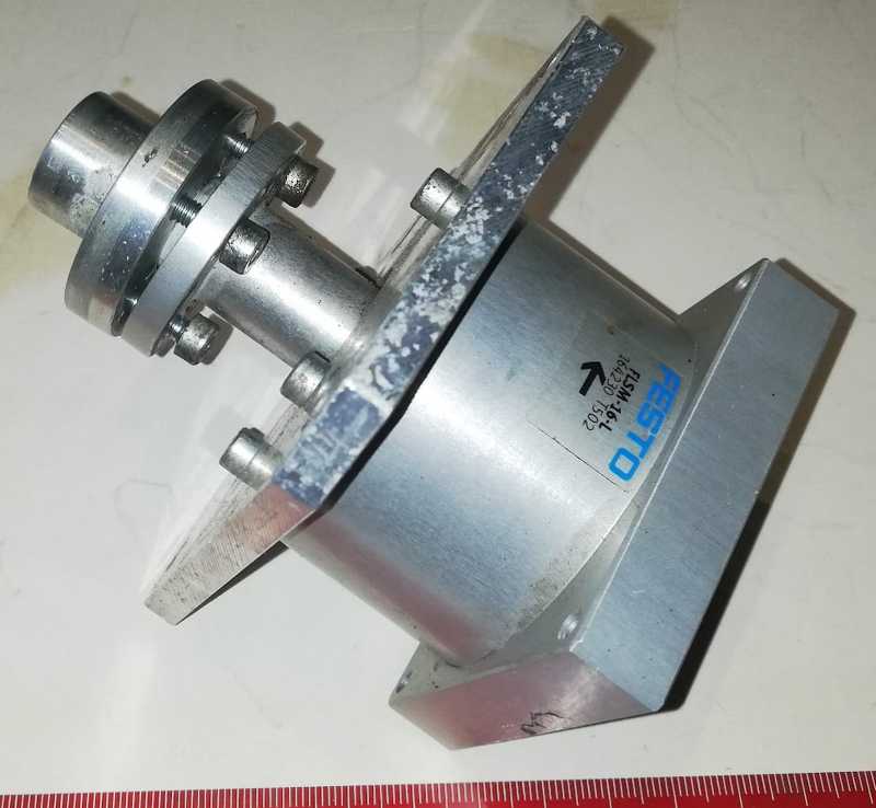 FLSM-16-L volnoběžka (164230) FESTO s doplňky viz foto  .. použitý / used