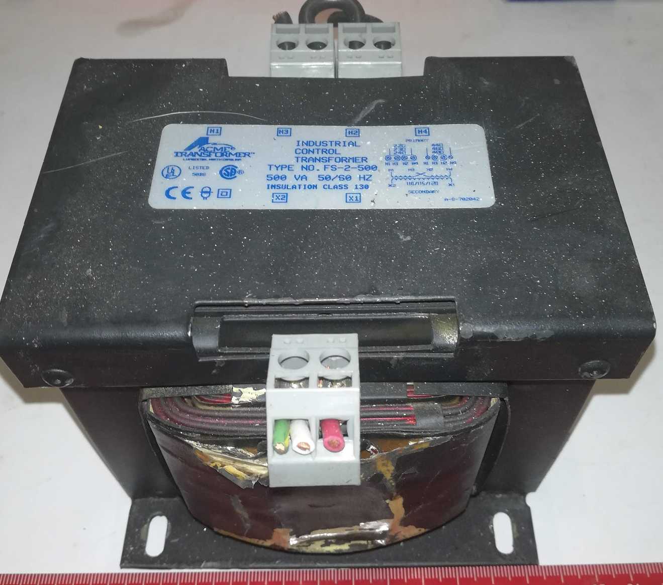 FS-2-500 -  trafo 500VA 220, 230, 240, 440, 460, 480V/110, 115, 120V, z demontáže, na rozebrání