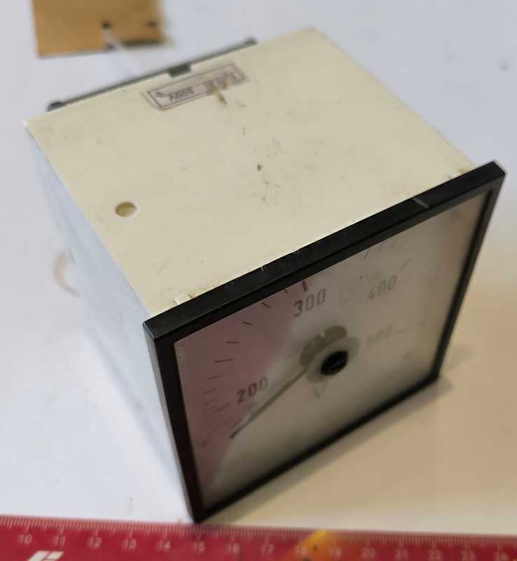 měřící přístroj METRA Fa96c-500V  95x95x100mm  .. použitý / used   .. cena na dotaz / price on request