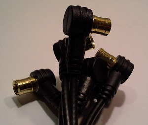 konektory z GPS antén na kabliku 3m   .. balení 6ks za 150Kč