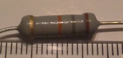 R 120R 5% 2W   ...  balení 44ks za 50Kč