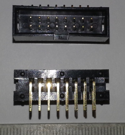 konektor BH16R  .. balení  24 ks za 50Kč