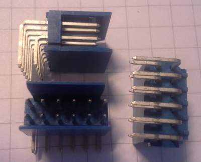 konektor 10 pin  .. balení 24ks za 50Kč