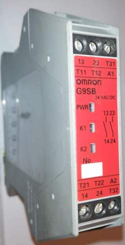 OMRON G9SB-200-D  safety relay .. cena na dotaz / price on request