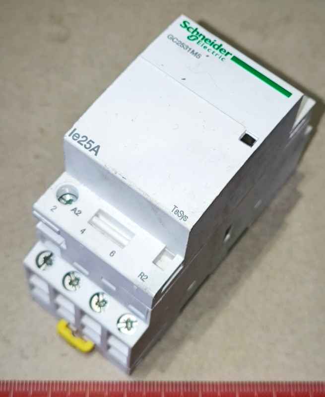 stykač GC2351M5 - Ie=25A TeSys, 220/240Vac .. cena na dotaz / price on request