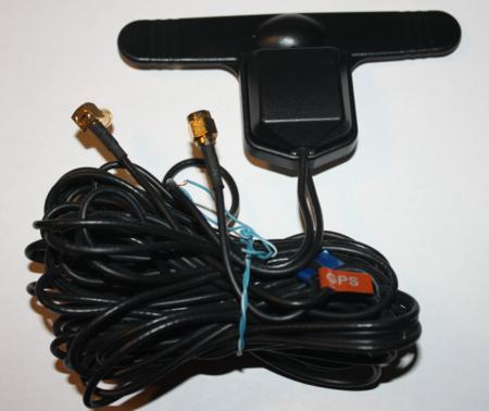 GSM anténa z demontáže,včetně kabelaže a konektorů