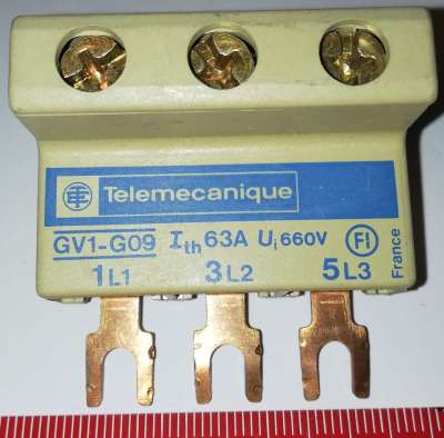 modul GV1-G09 Telemecanique, šedý