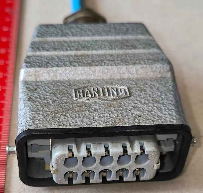 konektor HARTING samice 10pin  v krytce .. použitý / used, plně osazen (017)