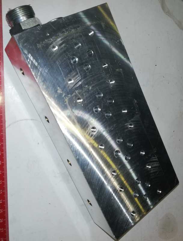 spojovací deska, základna pro hydraulické prvky  .. použitý / used (004)