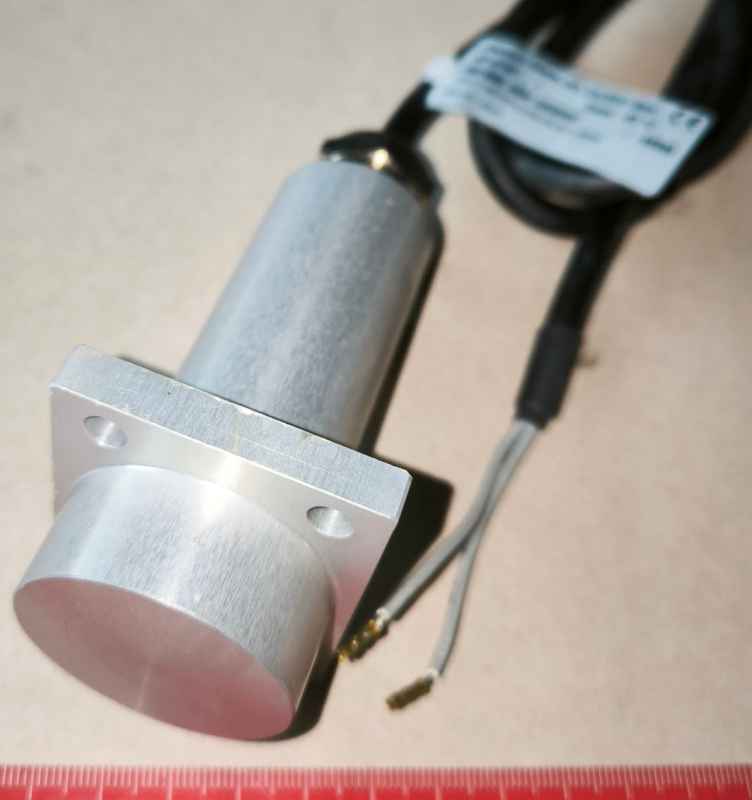 čidlo Heinrich Kubler AG - 080BMS0584C000000 - K/PG-11-ME/S/RMO/STB-L85-RU-1.3/RAD v hlinikovém pouzdru  .. cena na dotaz / price on request