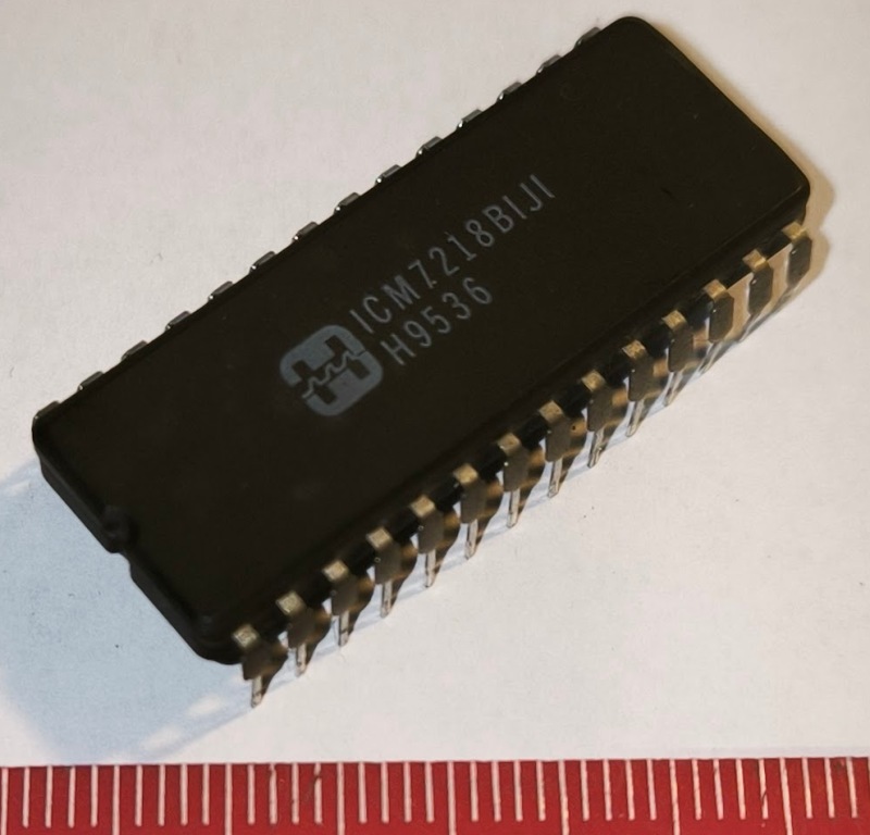 ICM7218BIJI - LED Display Drivers   .. cena na dotaz / price on request