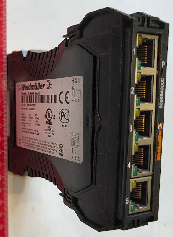 IE-SW5-WAVE - 5 port switch Weidmuller 8896940000 .. použitý / used