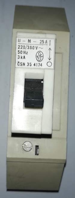 jistič 1f IJ-M-25A 220/380V 50Hz 3kA ČSN354174, krabička 35mm