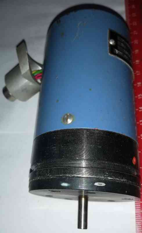 IRC120/1000 , +5V 200mA, z demontáže