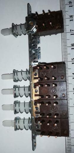 není skladem - IZOSTAT - sada 4 záv. / 1 nezáv.