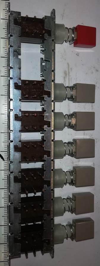 IZOSTAT - sada 7x tlačítko