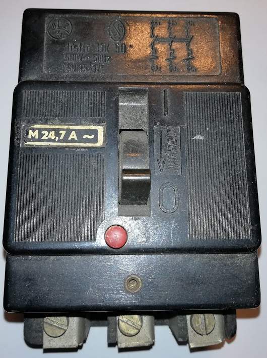 jistič J1K 50 M5,6A starší .. cena na dotaz / price on request