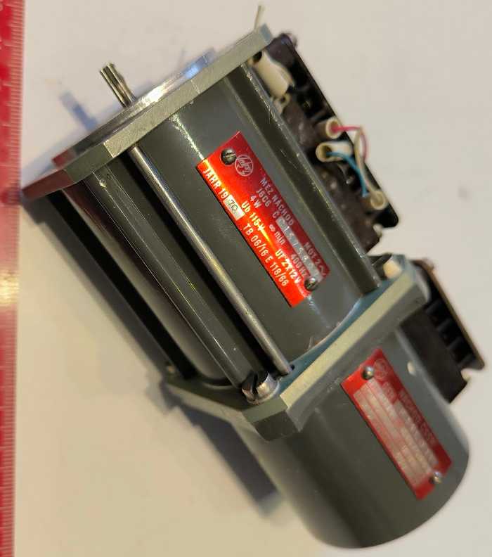 sestava MEZ Náchod - motor J6C6 + generátor F25LD31  .. použitý / used .. cena na dotaz / price on request