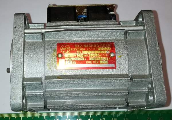 Servomotor MEZ 2-J8B6 4W 1560 ot/min (2J8B6) .. cena na dotaz / price on request