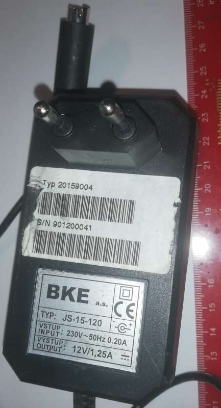 JS-15-120 - zdroj 230V/12V/1,25A BKE, starší, na náhradní díly
