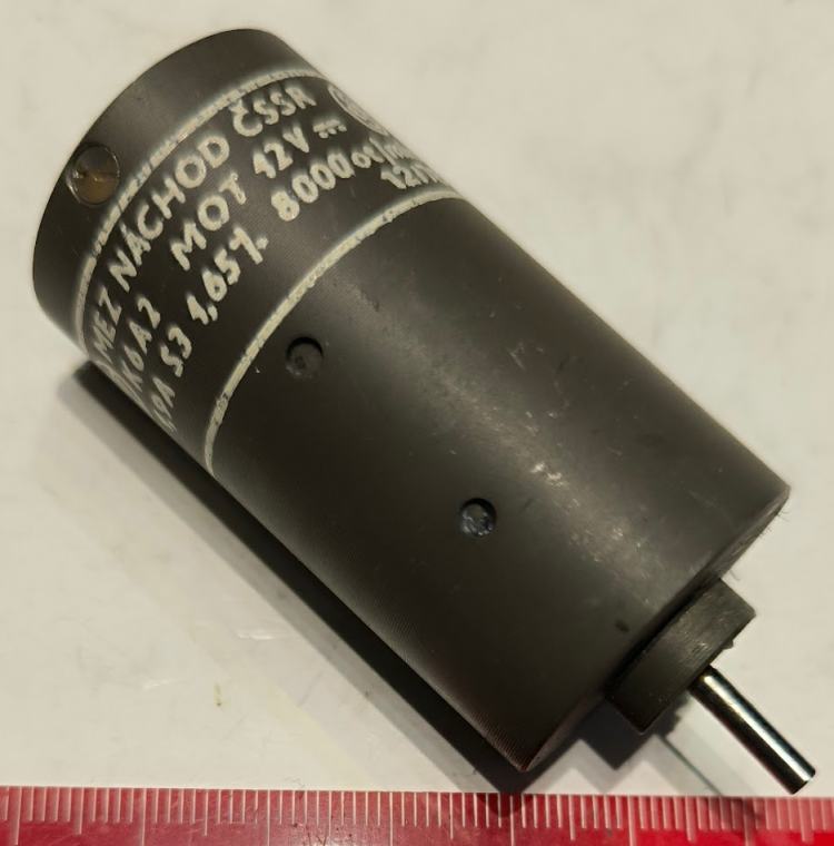 K6A2 - 12Vss 8W 1,9A, S3, 8000ot/min, motor MEZ