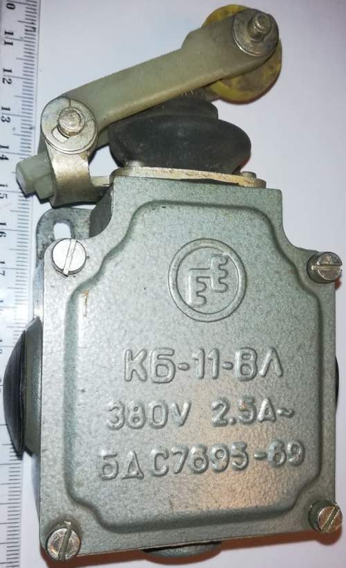 spínač KB-11-VL (КБ-11-ВЛ) - 380V 2,5A .. cena na dotaz / price on request