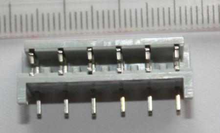 KBW06 - 6 pin .. balení 20ks za 100Kč