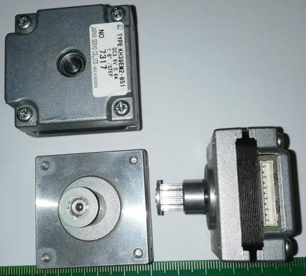 STEPPING MOTOR MODEL KH39EM2-851 s pastorkem   .. cena na dotaz / price on request