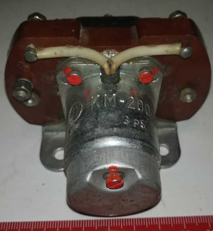 KM-200D stykač 24V 200A .. použitý/used ..   cena na dotaz / price on request