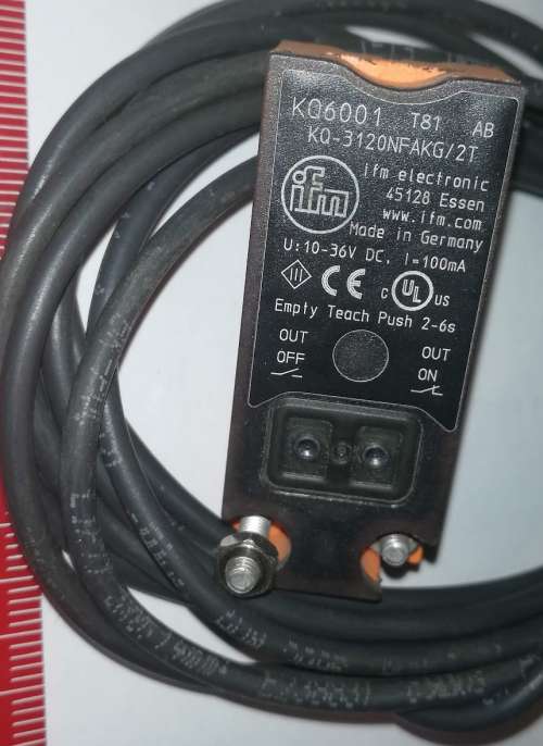 KQ-3120NFAKG/2T -  IFM sensor .. použitý / used