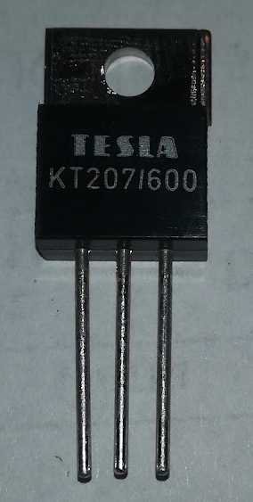 KT207/600 - triak 600V 5A